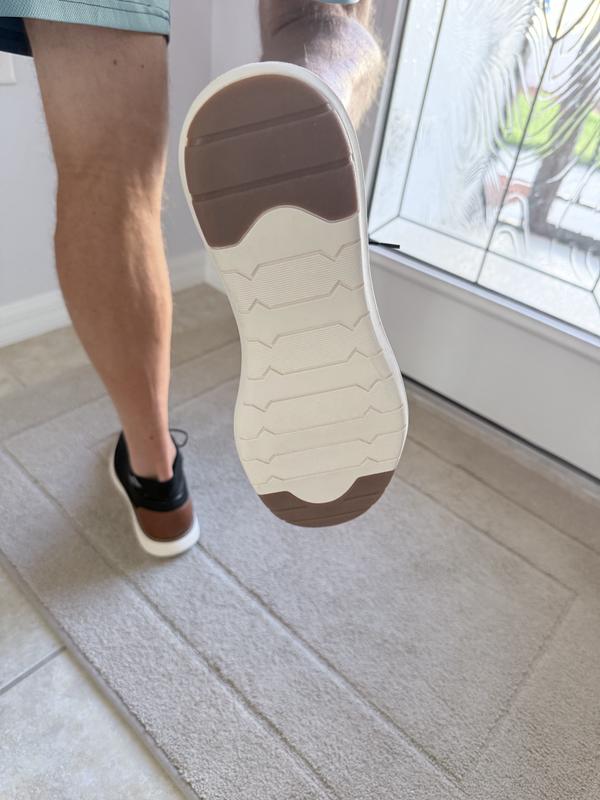 Customer carousel item 3.