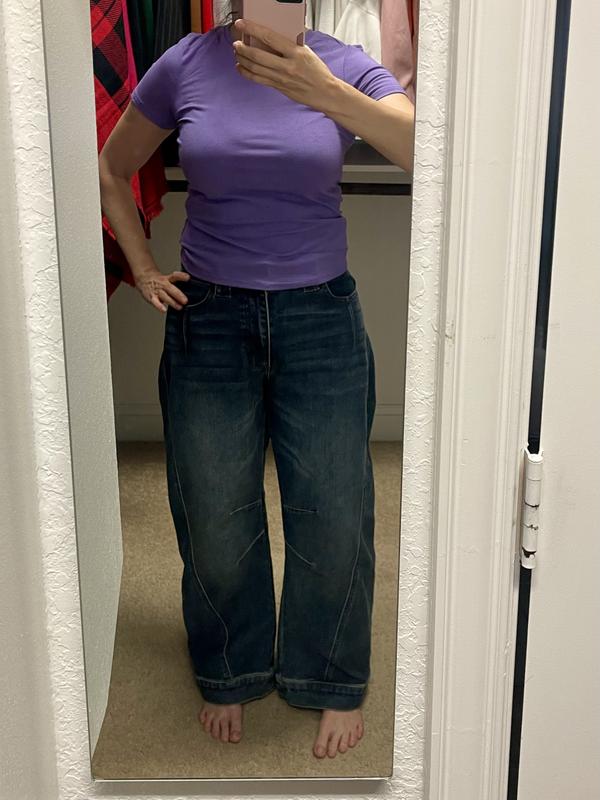 Juniors' Wide Barrel-Leg Jeans