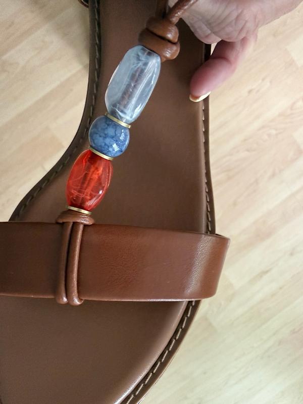 Customer carousel item 9.