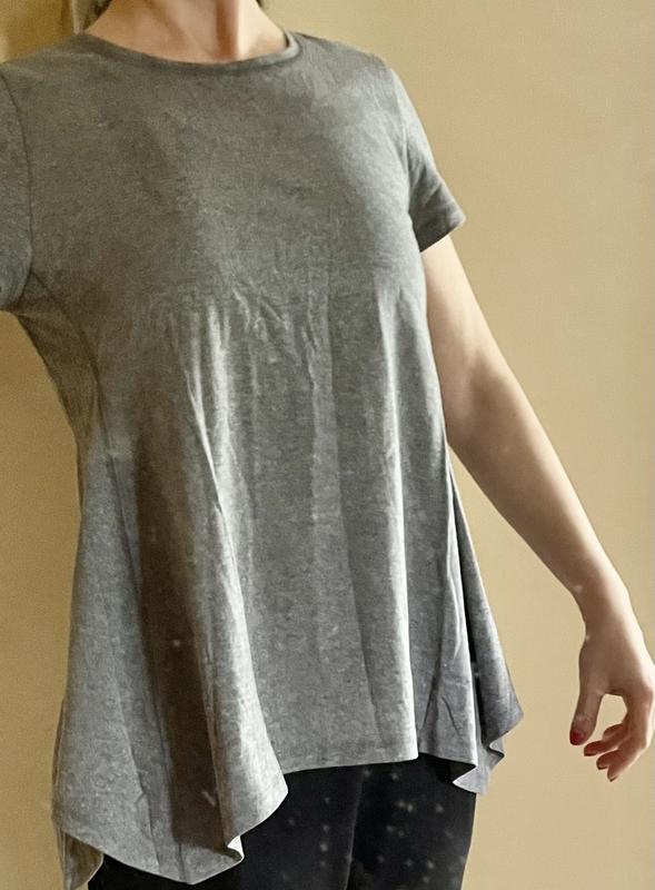 Although it’s a wide hem it falls nicely and isn’t too long.  Fall just below pants pockets