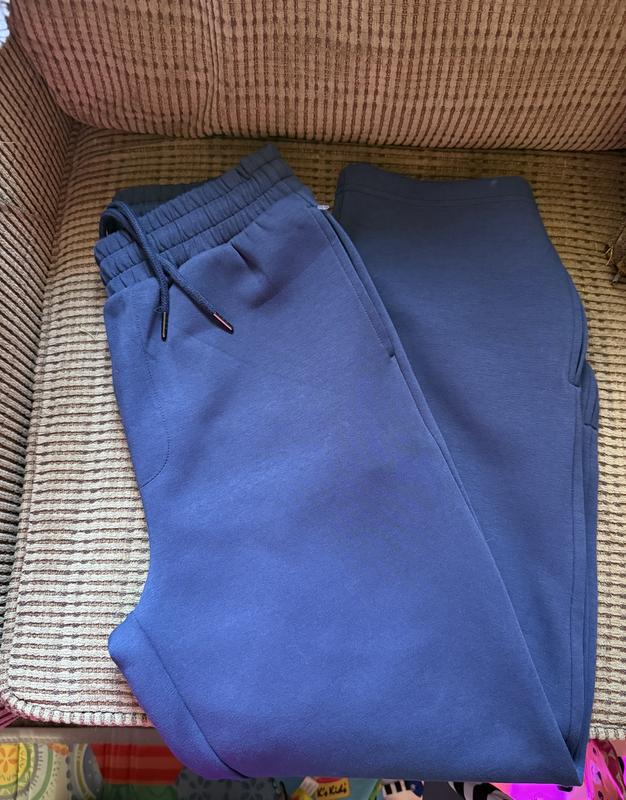 navy blue sweatpants