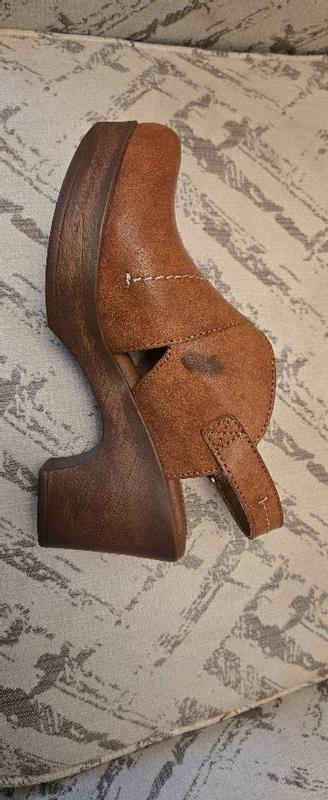 Customer carousel item 1.