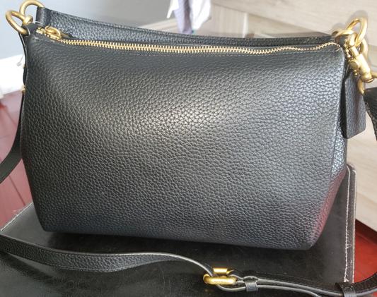 Coach shay crossbody black hotsell