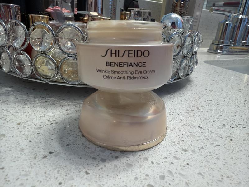 Customer carousel item 7.