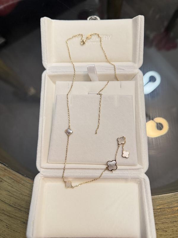 Customer carousel item 1.