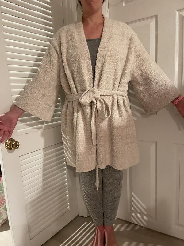 I am 5’8”, 160lbs wearing L/XL