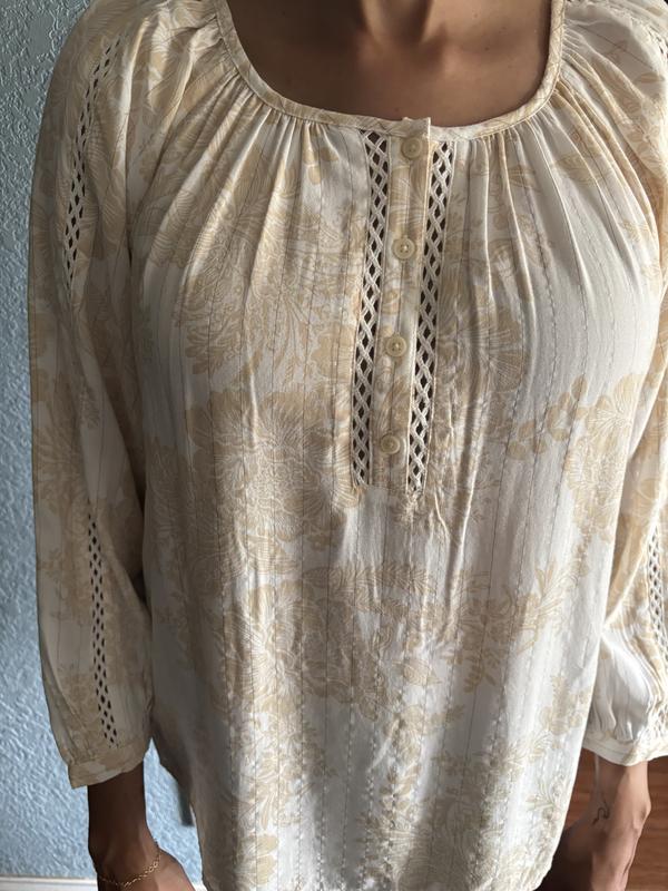 Customer carousel item 1.