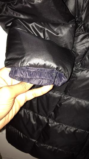 inside sleeve that has elastic