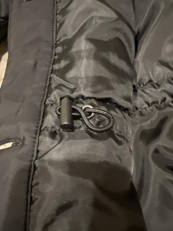 Cording to cinch the waist