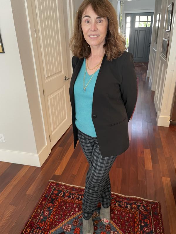 Blazer open--dresses up these pants