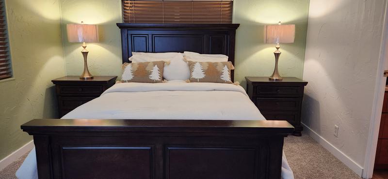 Christmas 🎄 pillows not included..!!