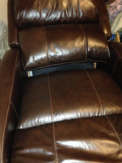 A 'gap' in the recliner position