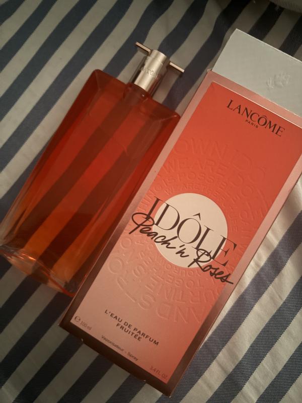 Customer carousel item 9.