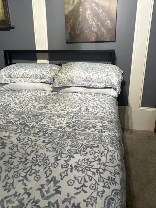 Customer carousel item 1.