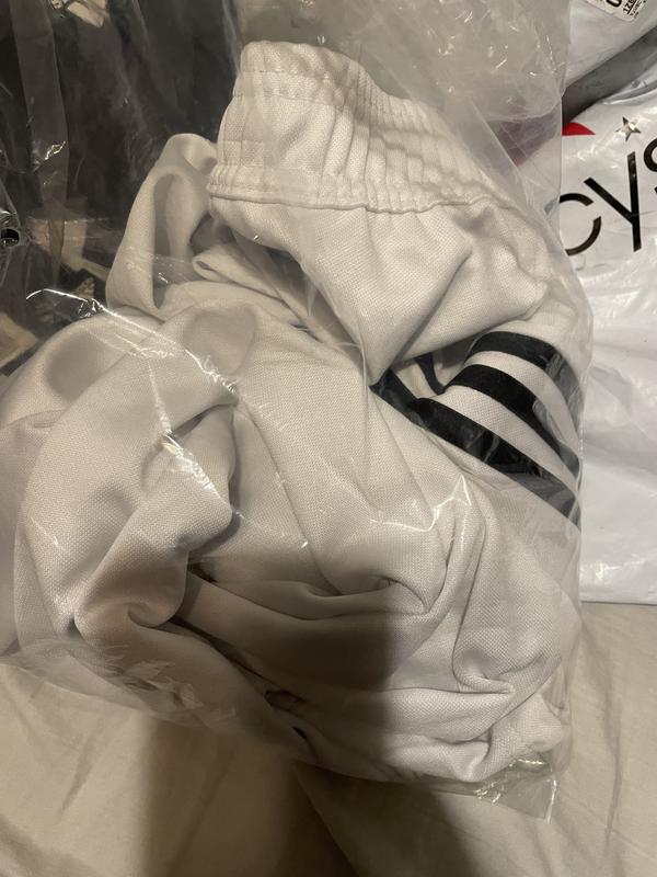 You can clearly see the stains in the pants.