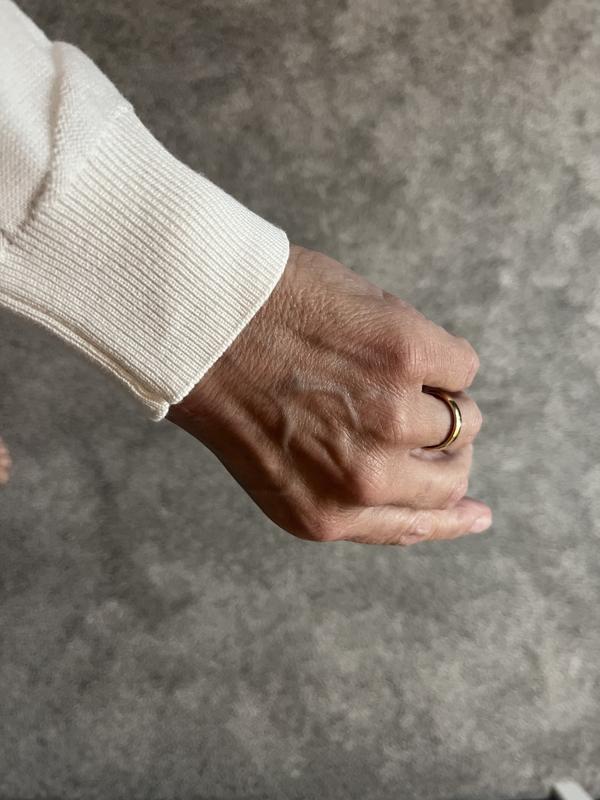 Great length sleeve, well constructed cuff.