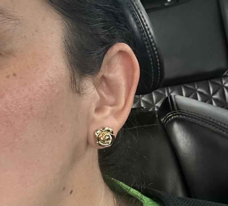 Customer carousel item 1.