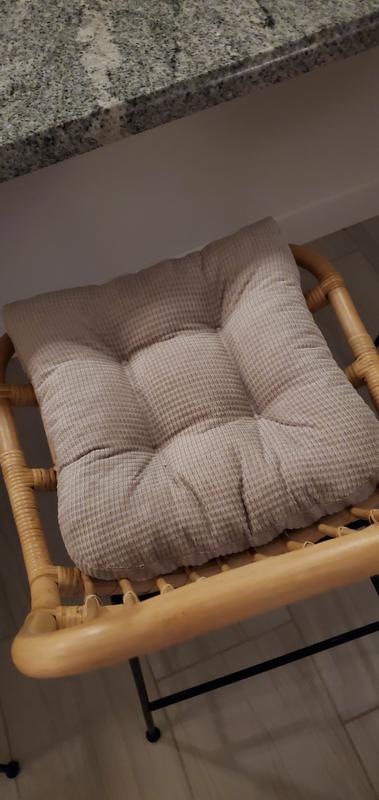 cushion ok but its too thick and too size small.