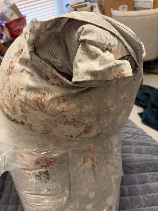 Customer carousel item 3.