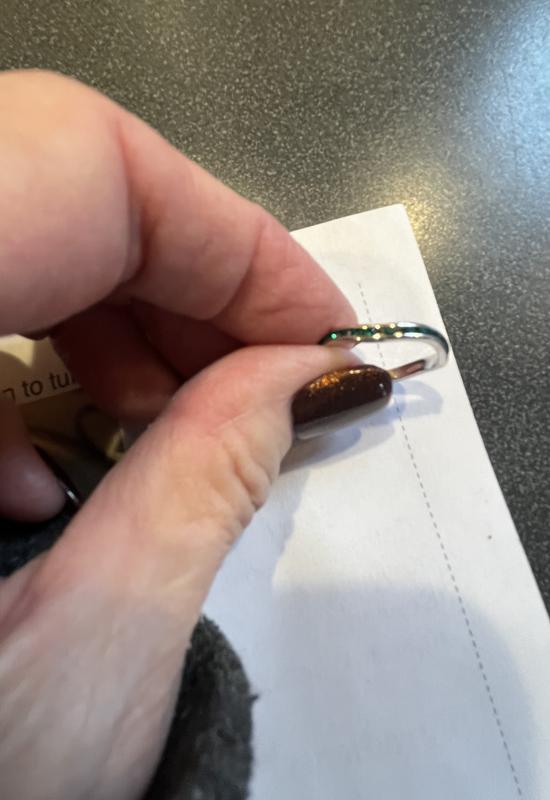 Hard to see missing stones close up