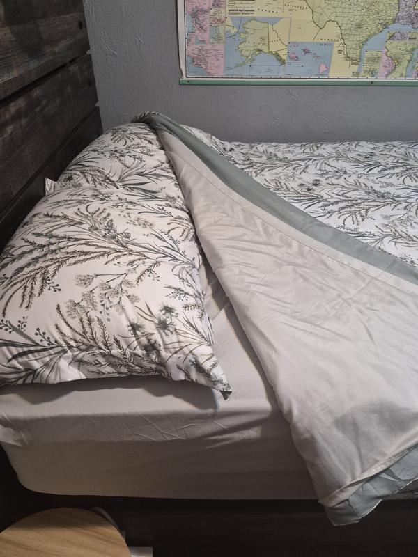 Soft and comfortable set