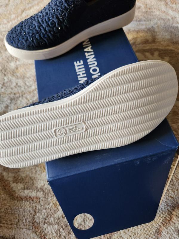 Customer carousel item 3.