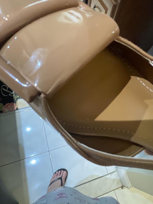 Customer carousel item 1.