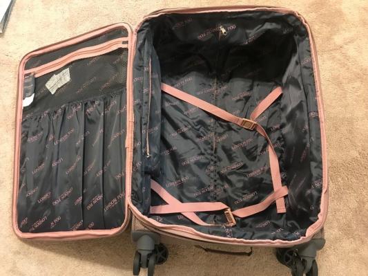 Pockets / Compartment