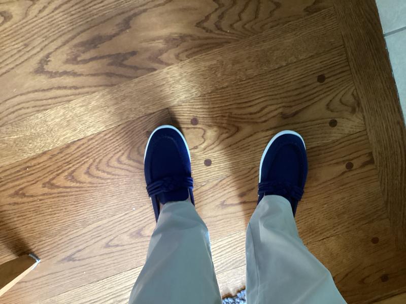The loafers in navy blue