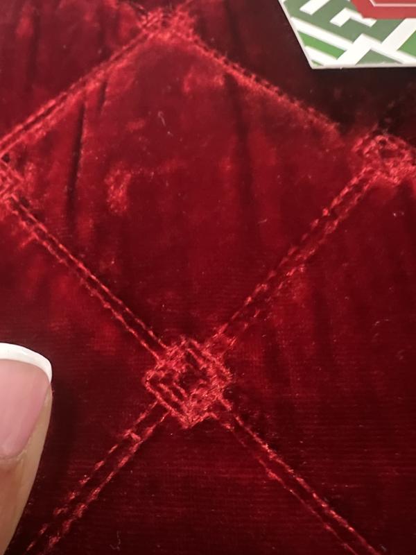 The stitching is very tight! Looks great!