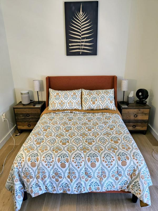 New 8 Piece Bedding Set Find