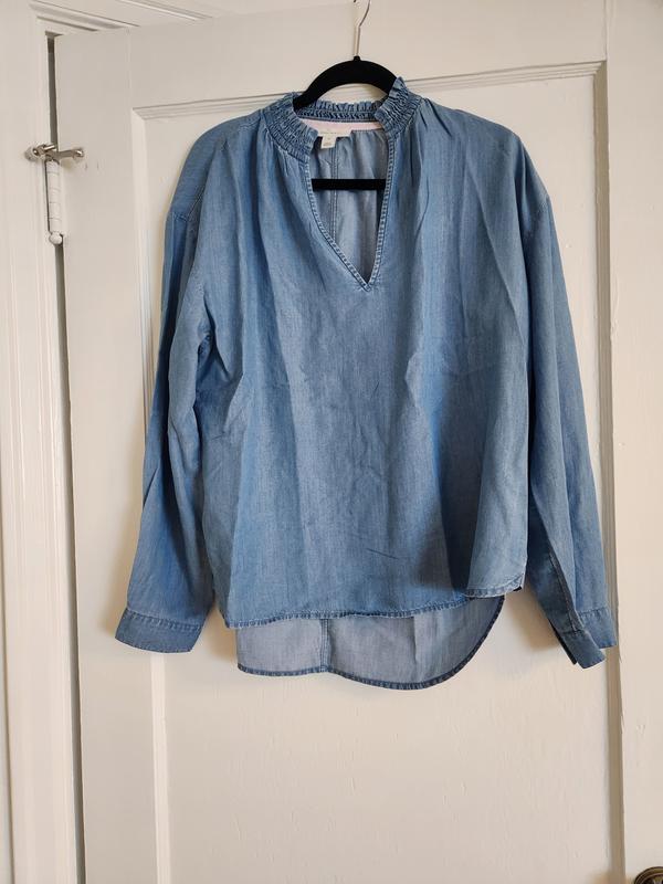 Cute lightweight top