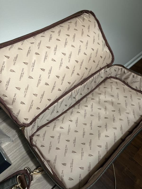 Customer carousel item 16.