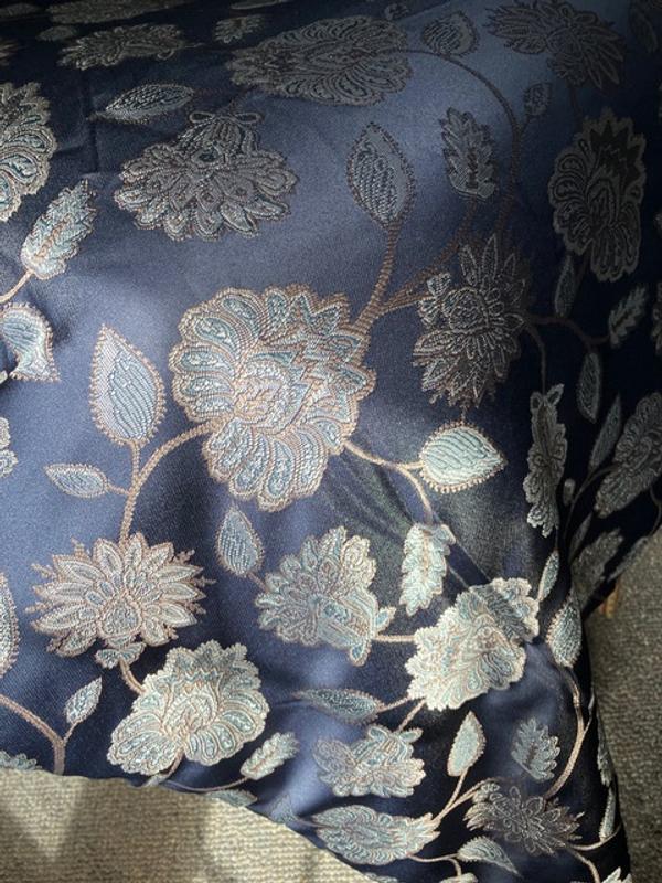 Woven fabric pattern