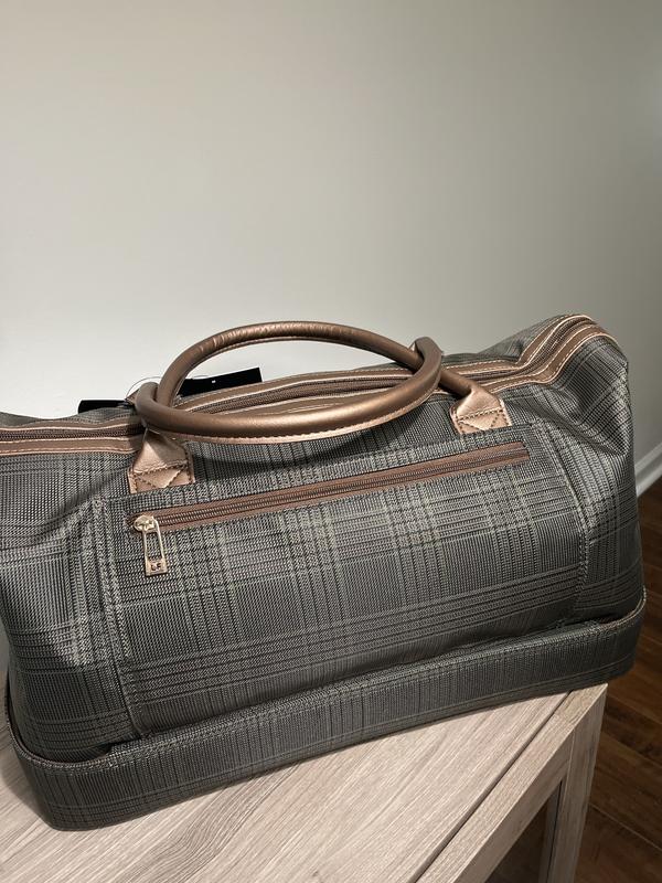 Customer carousel item 14.