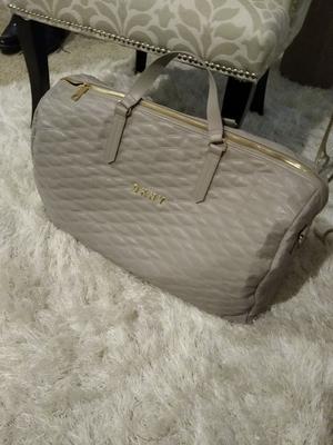 Dkny allure quilted duffle bag hotsell