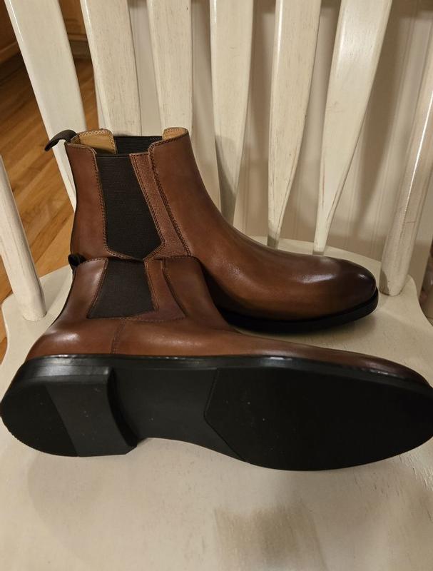 Customer carousel item 10.