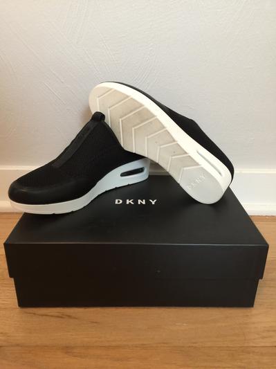 Front and Bottom of Shoe