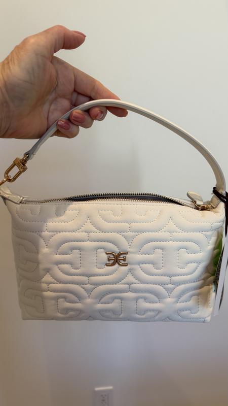 Customer carousel item 4.