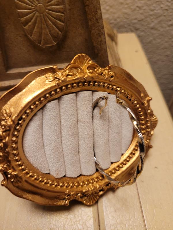 Customer carousel item 4.