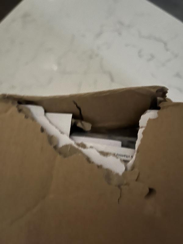 Customer carousel item 4.