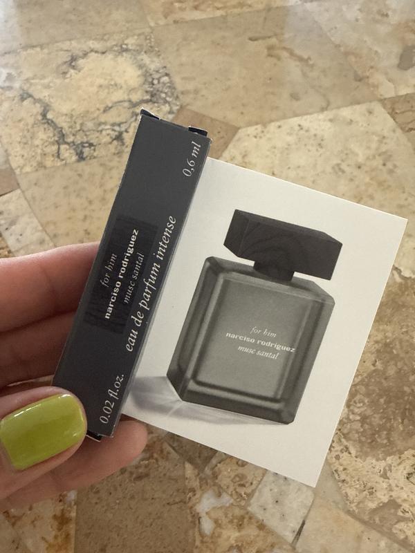 Customer carousel item 8.