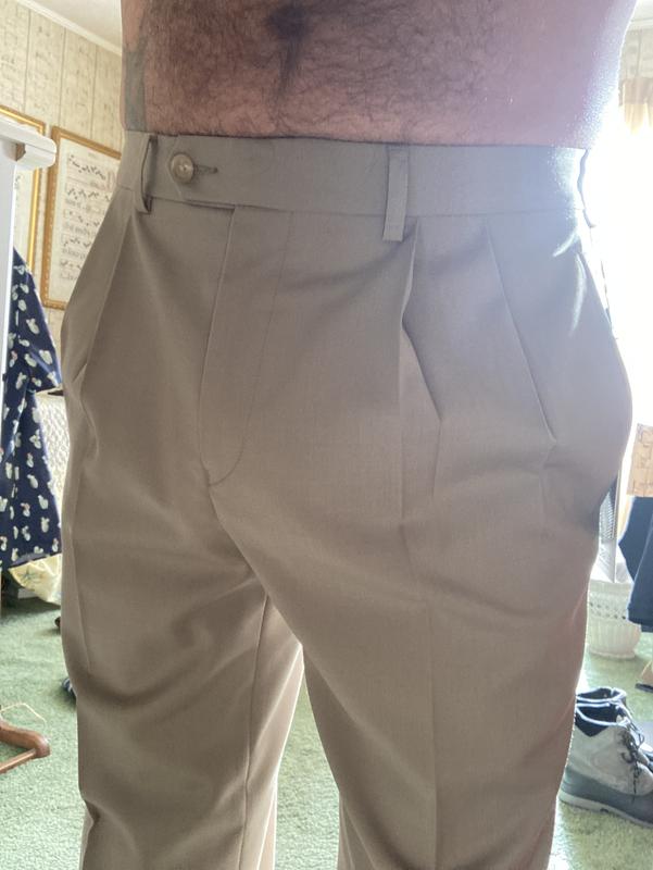 Ordered 32# and 34# both, as the price was so good. Took pics with no shirt, to avoid extra bunched up fabric. Pic one is 32 inch, sun behind me