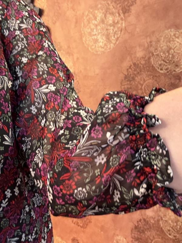 Tight elastic wrists