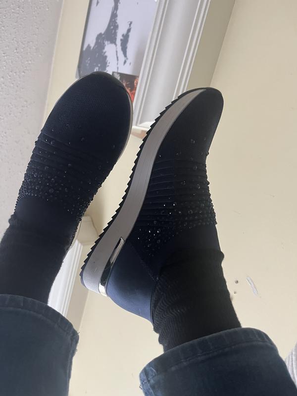 Customer carousel item 1.