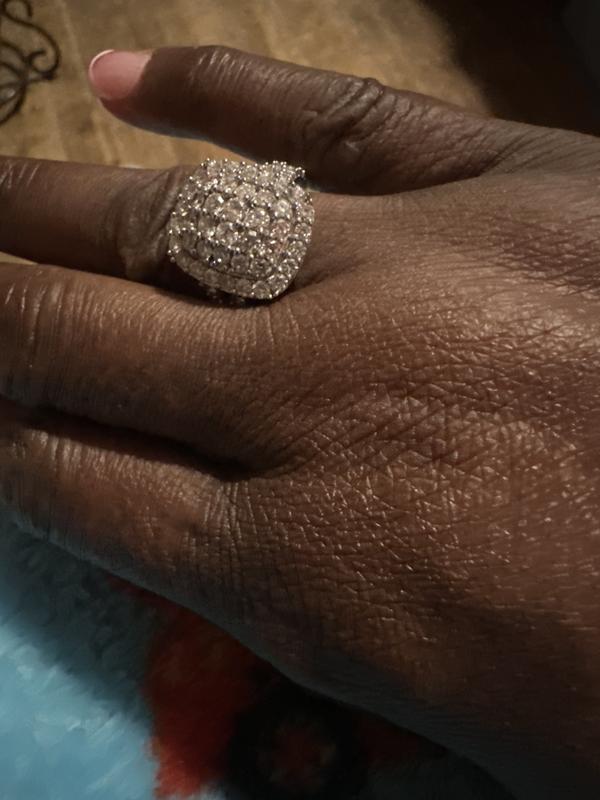 Customer carousel item 5.