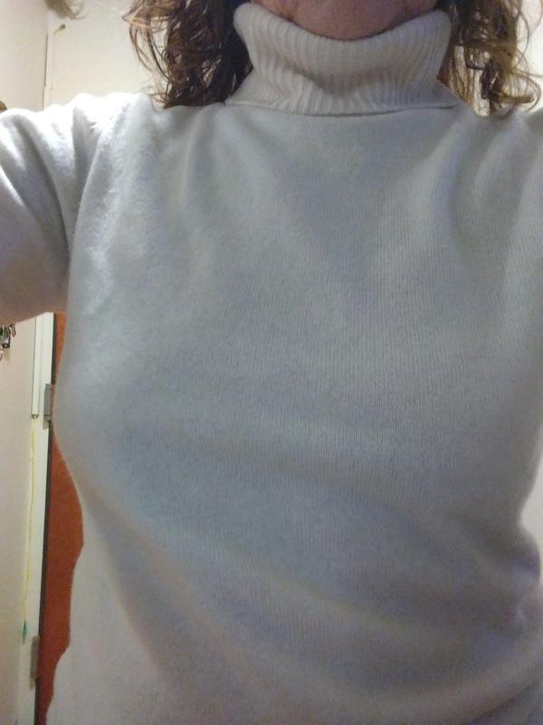 I got an extra small size and yet runs a little bigger.