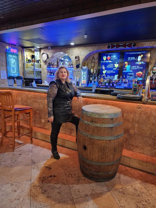 Customer carousel item 1.