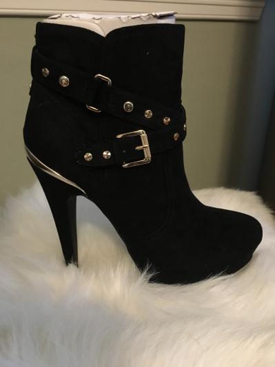 Guess Deeka Platform Booties