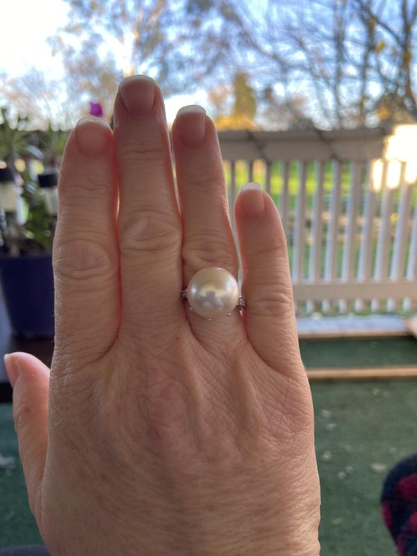 Customer carousel item 4.